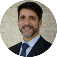 Dr. Lucas Batista